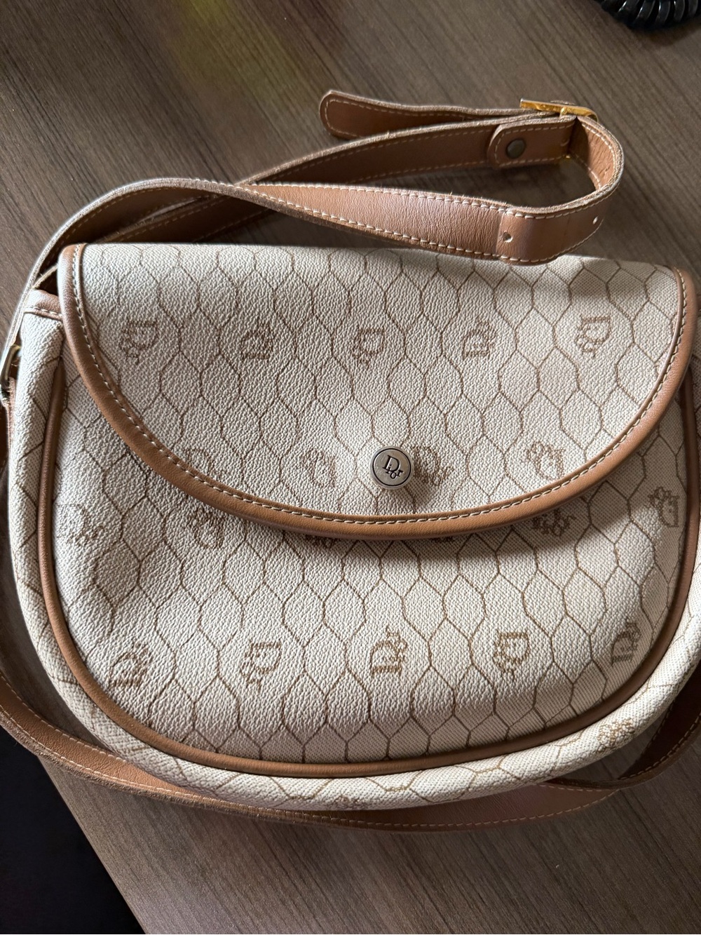 Dior vintage Cream Crossbody Saddle Bag - Women's Elegant Shoulder Purse - Picture 10 of 16